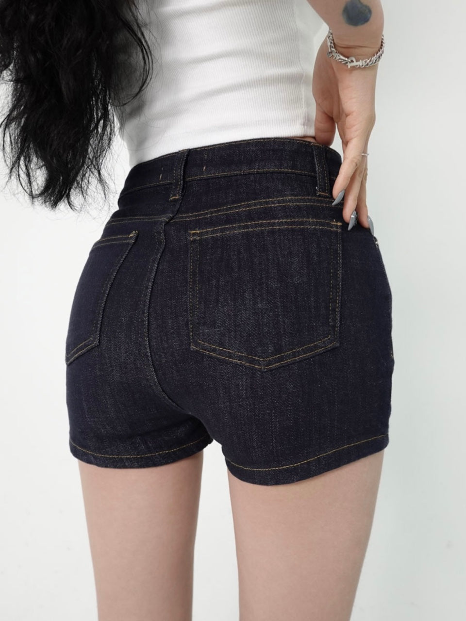 [Palejade] Non-Fade Indigo Denim Shorts